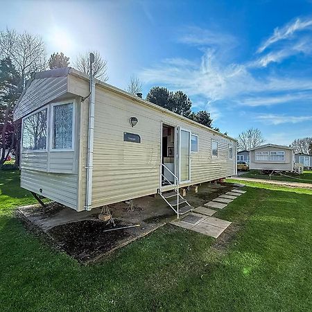 Great 8 Berth Caravan In Norfolk Near To Great Yarmouth Ref 20178Bs Hopton on Sea Экстерьер фото